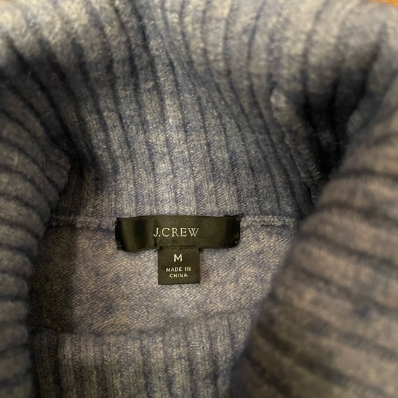 J. Crew Women’s Wool Blend Sweater Size M - Picture 2 of 4